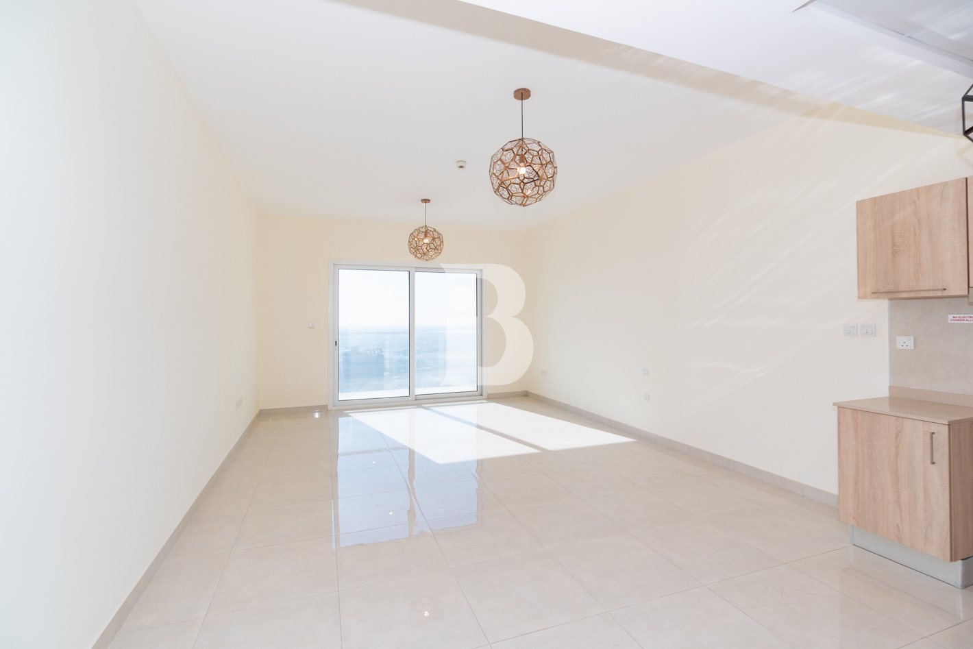Unfurnished | High Floor  |  Vacant Soon