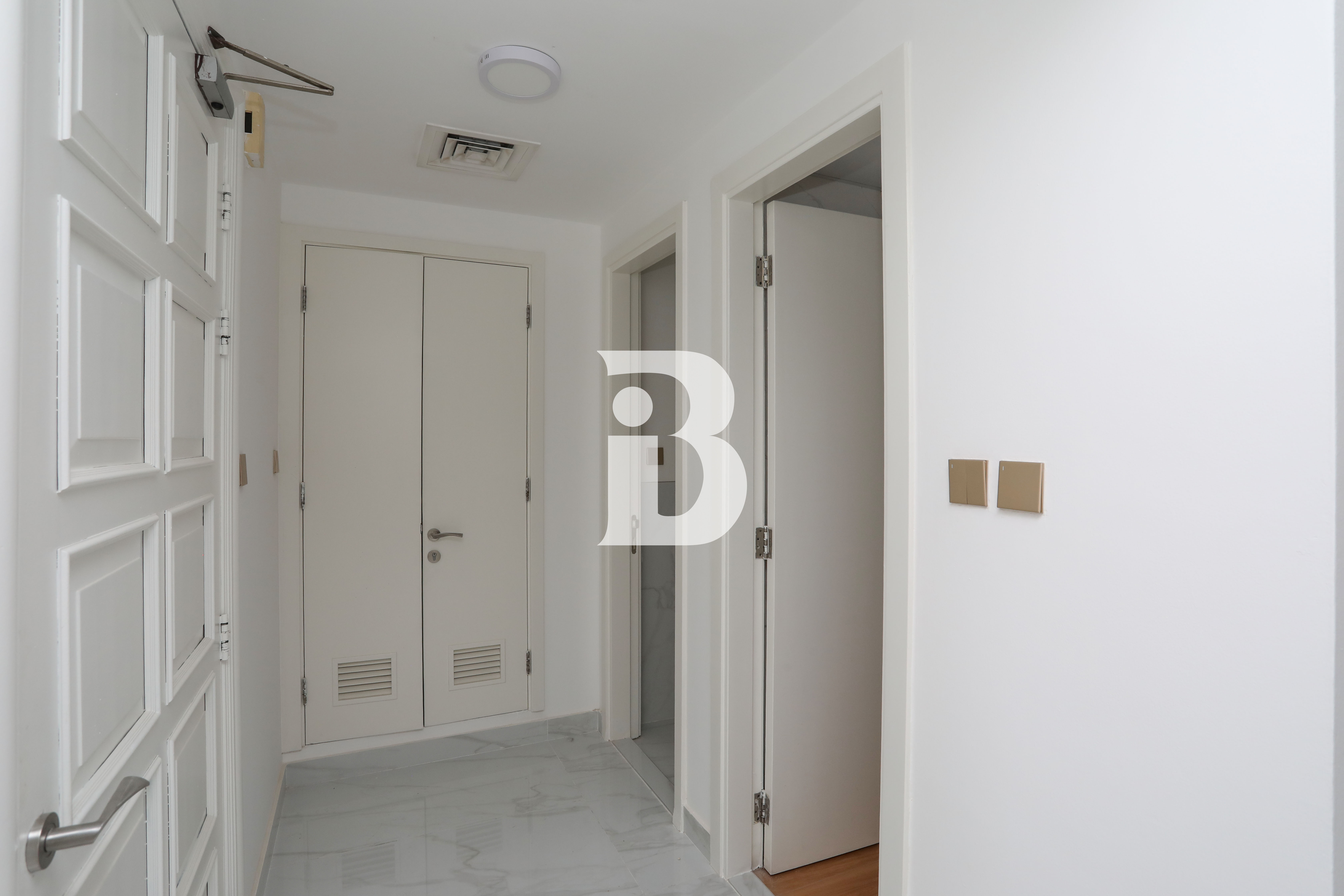 3BR TOWNHOUSE | 3M Type | Upgraded | Internal