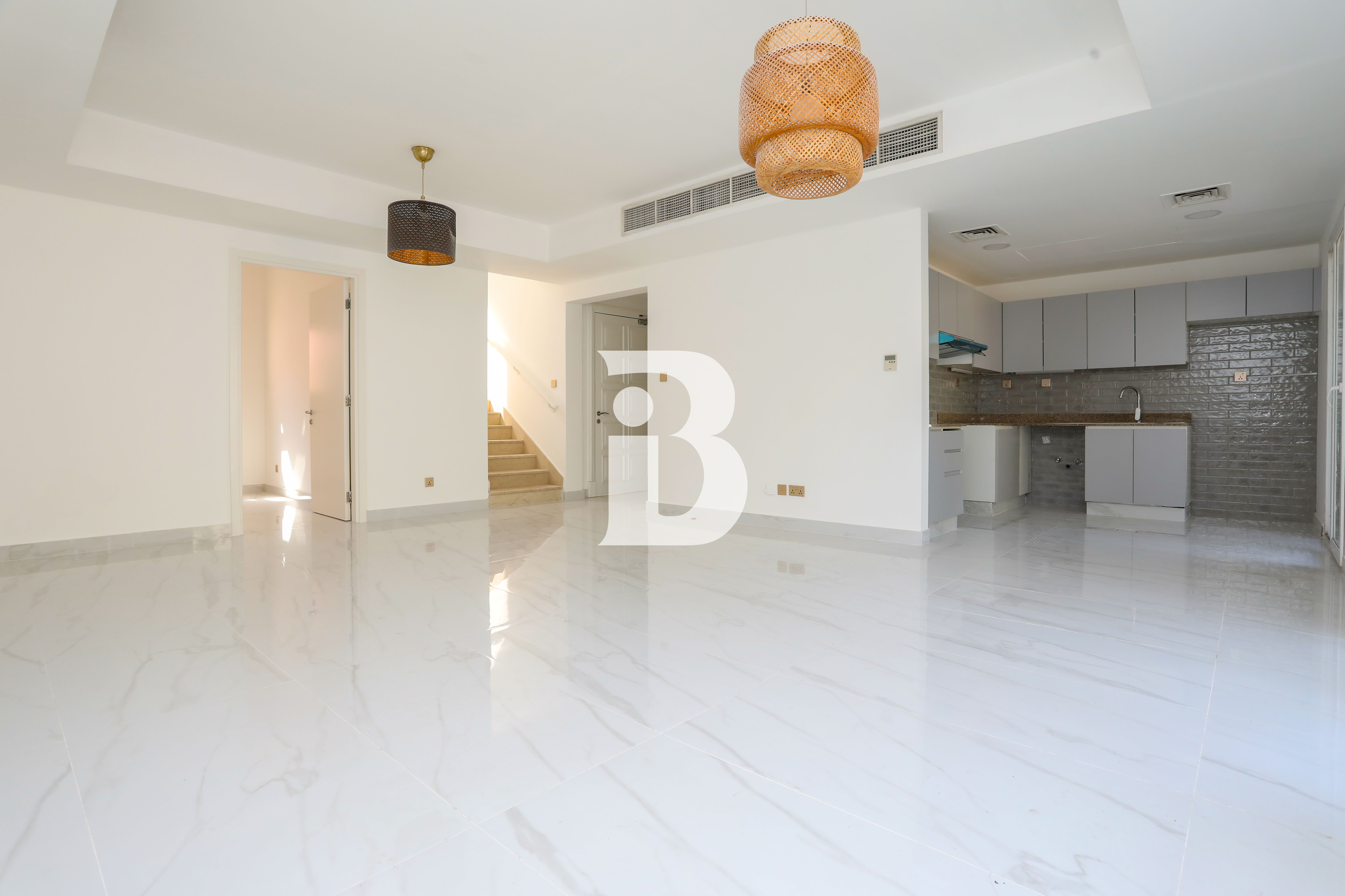 3BR TOWNHOUSE | 3M Type | Upgraded | Internal