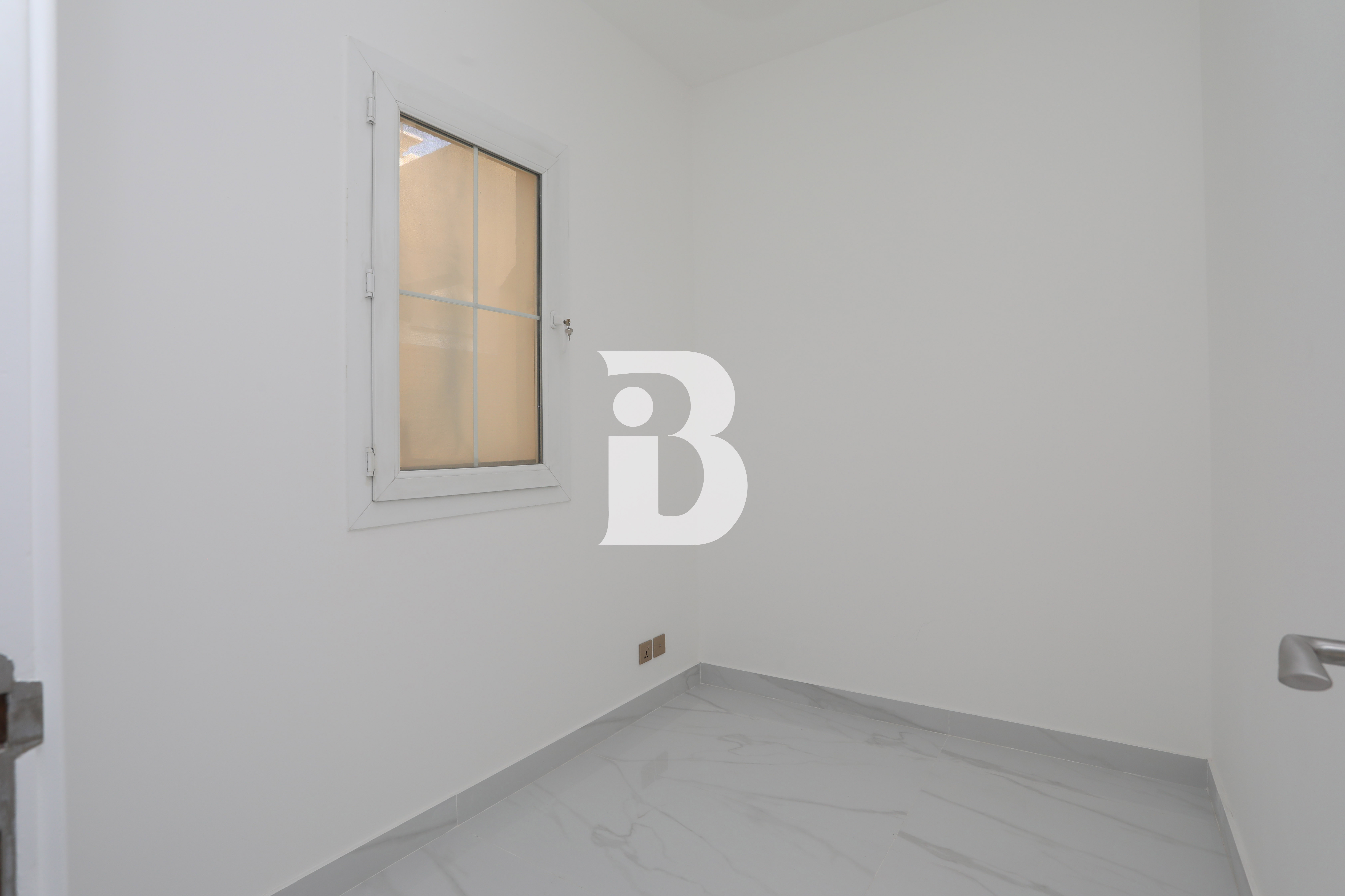 Lovely 2 Bedroom Townhouse | Vastu | Upgraded