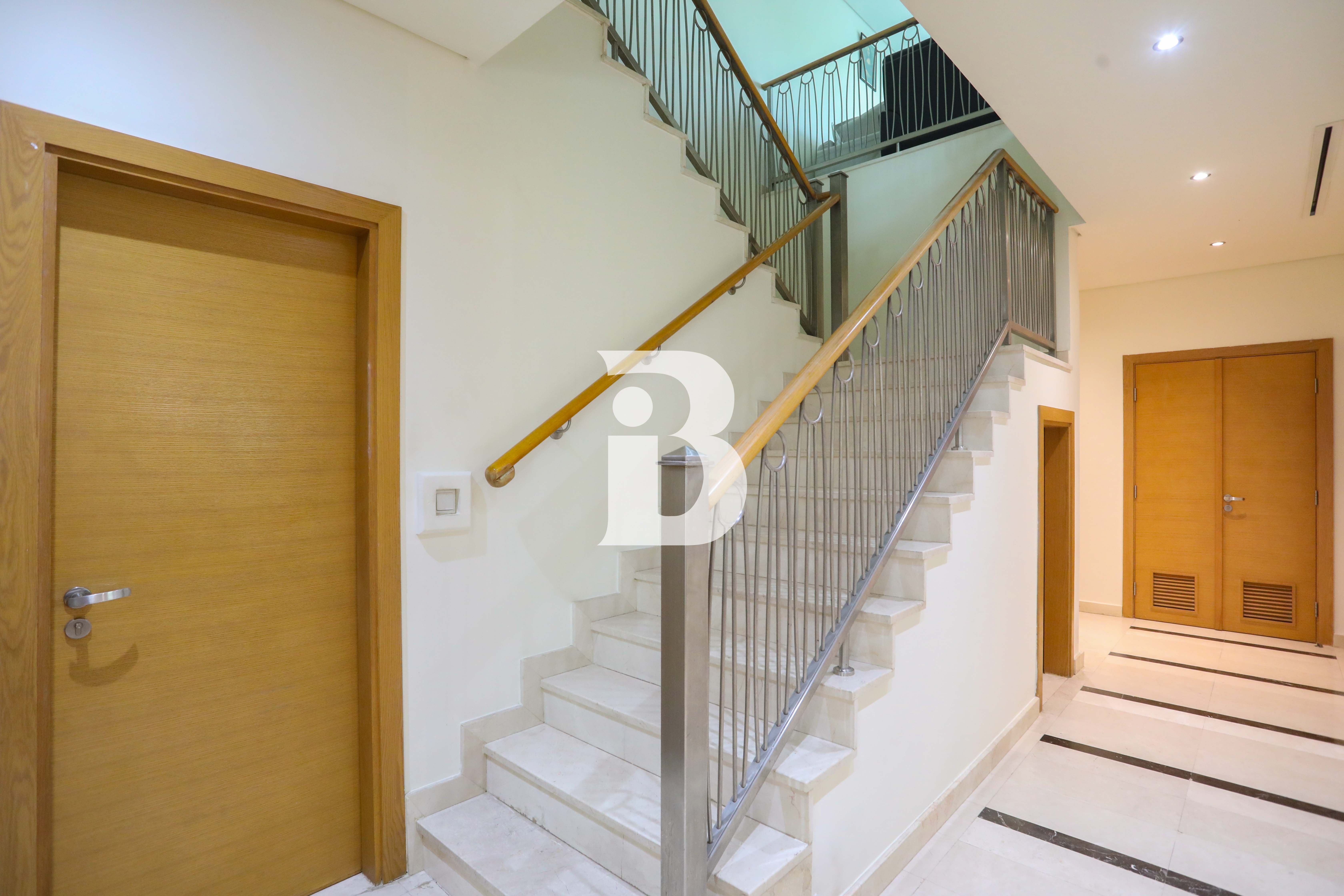 The Only Vastu VOT | Corner | Single row