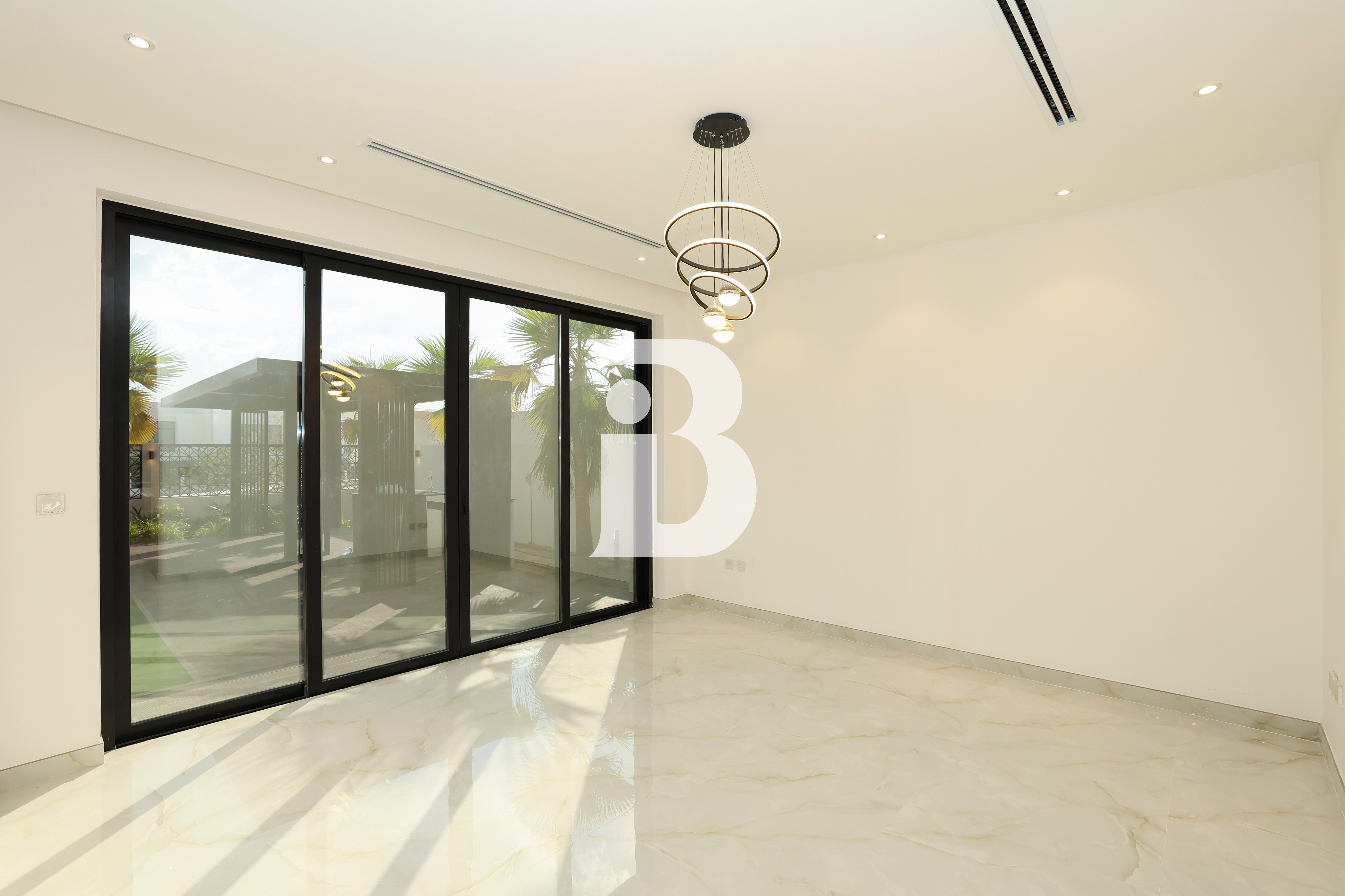 Park view | Huge Garden | Driver room