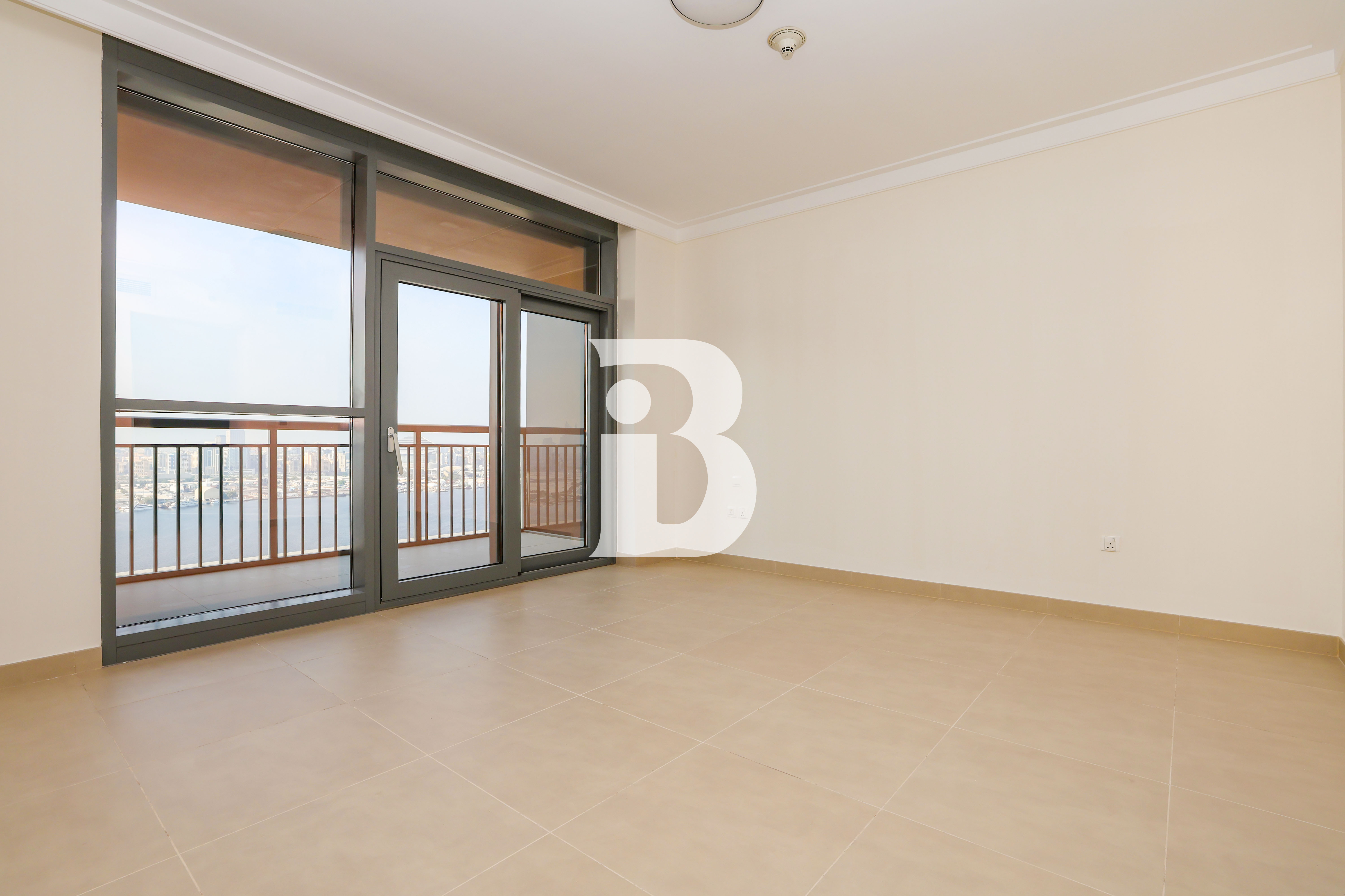 View of the Burj Khalifa | Skyline over the Water