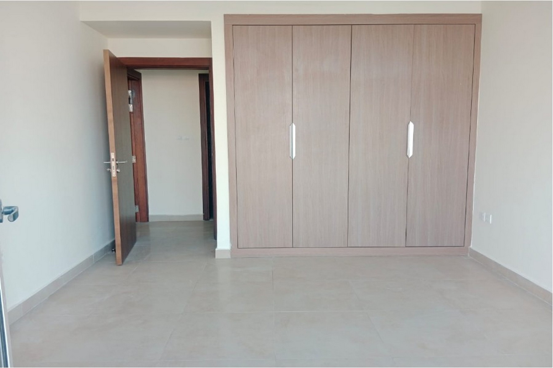 Chiller Free | Well Maintained | Near Metro