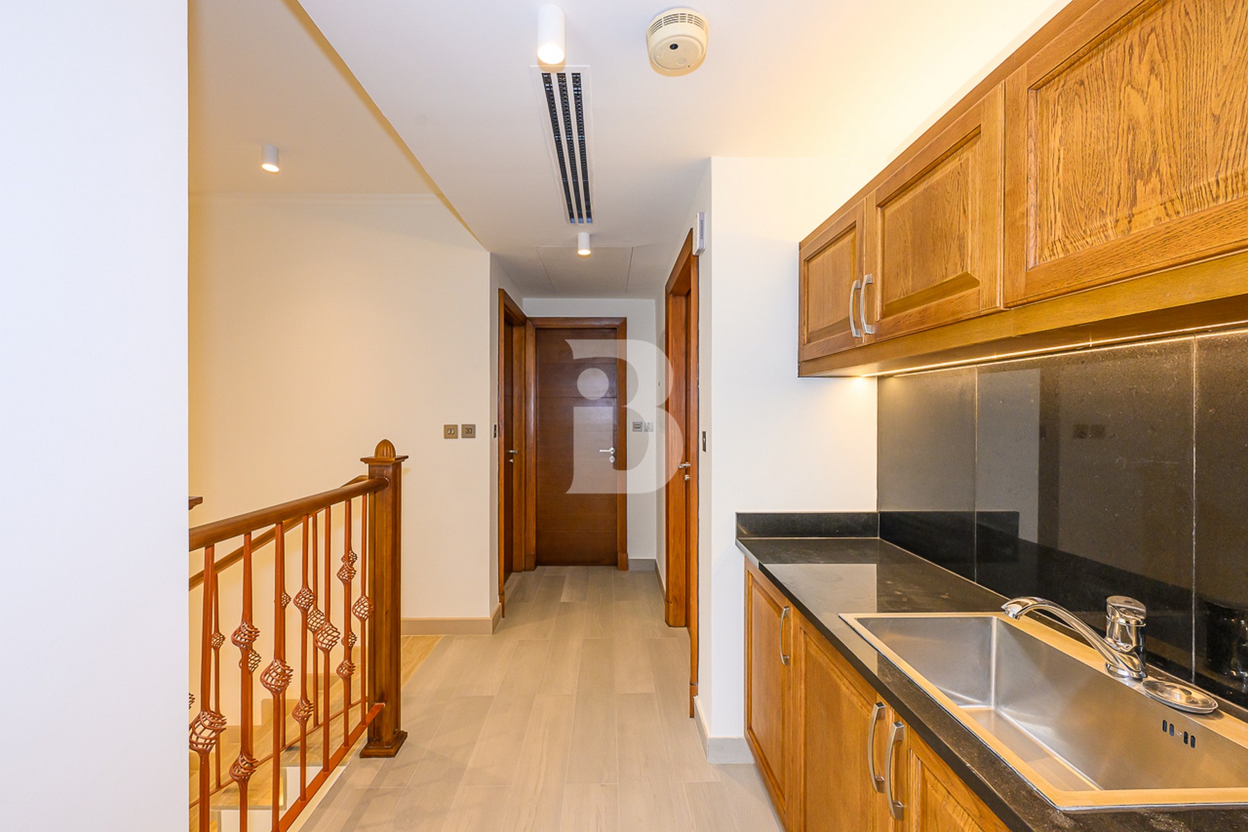 4 Bedroom Large | Pool | Near Park | Sauna