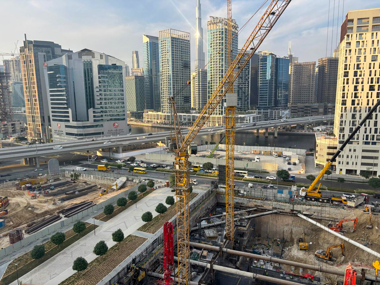 Vacant / Unfurnished Studio / Decent Floor