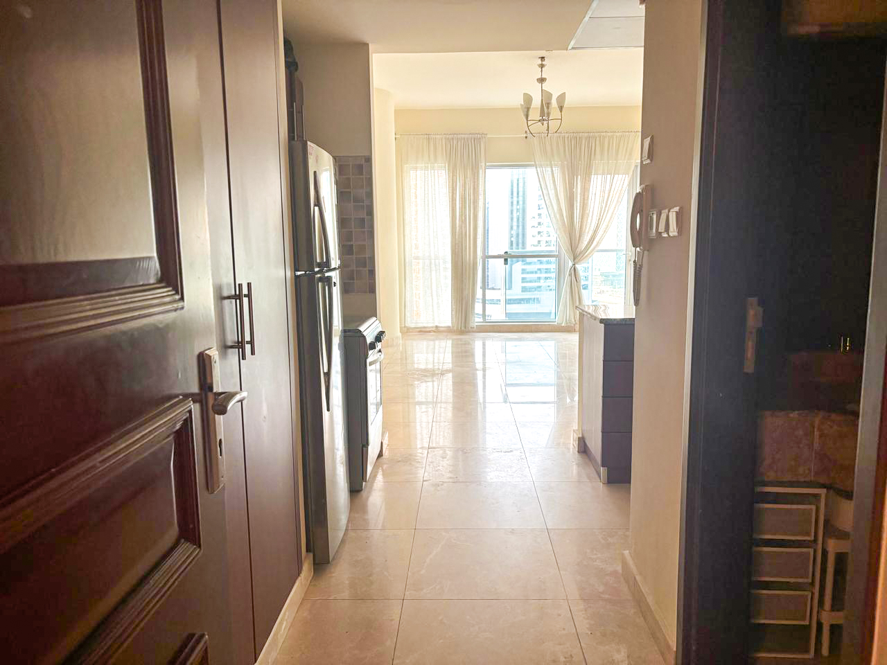 Vacant / Unfurnished Studio / Decent Floor