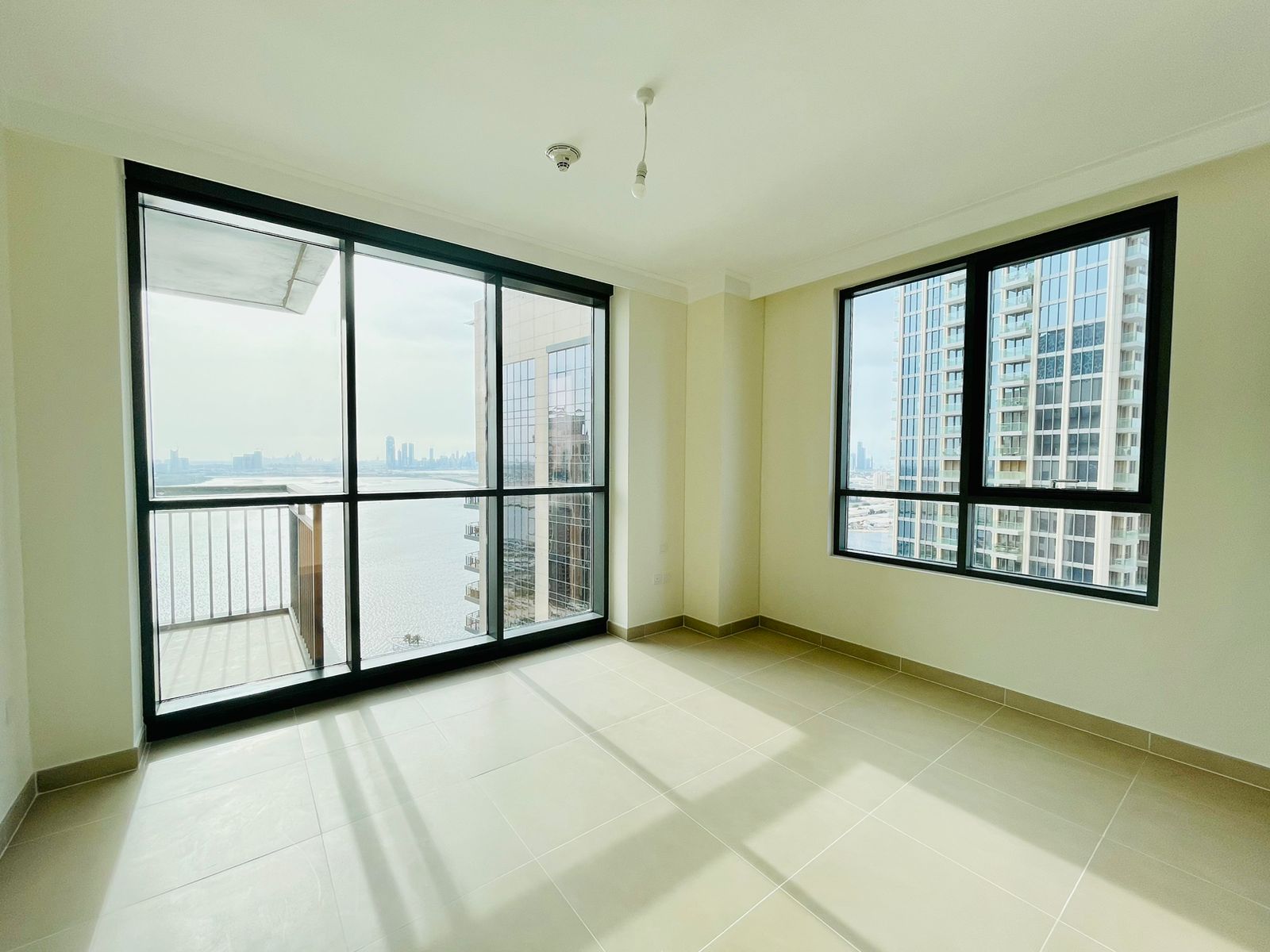 View of the Burj Khalifa | Skyline over the Water