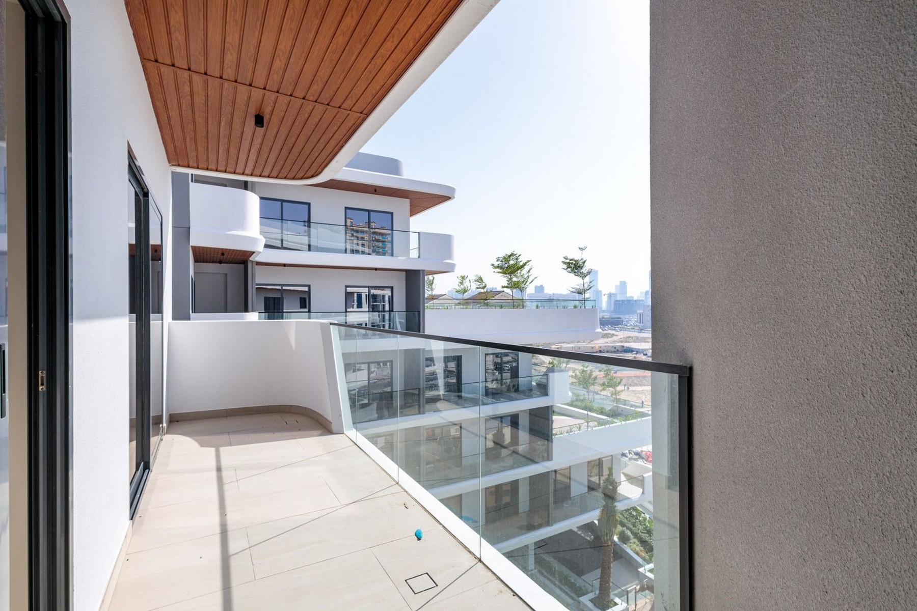 Fully Furnished |Premium Unit |Vacant on Transfer