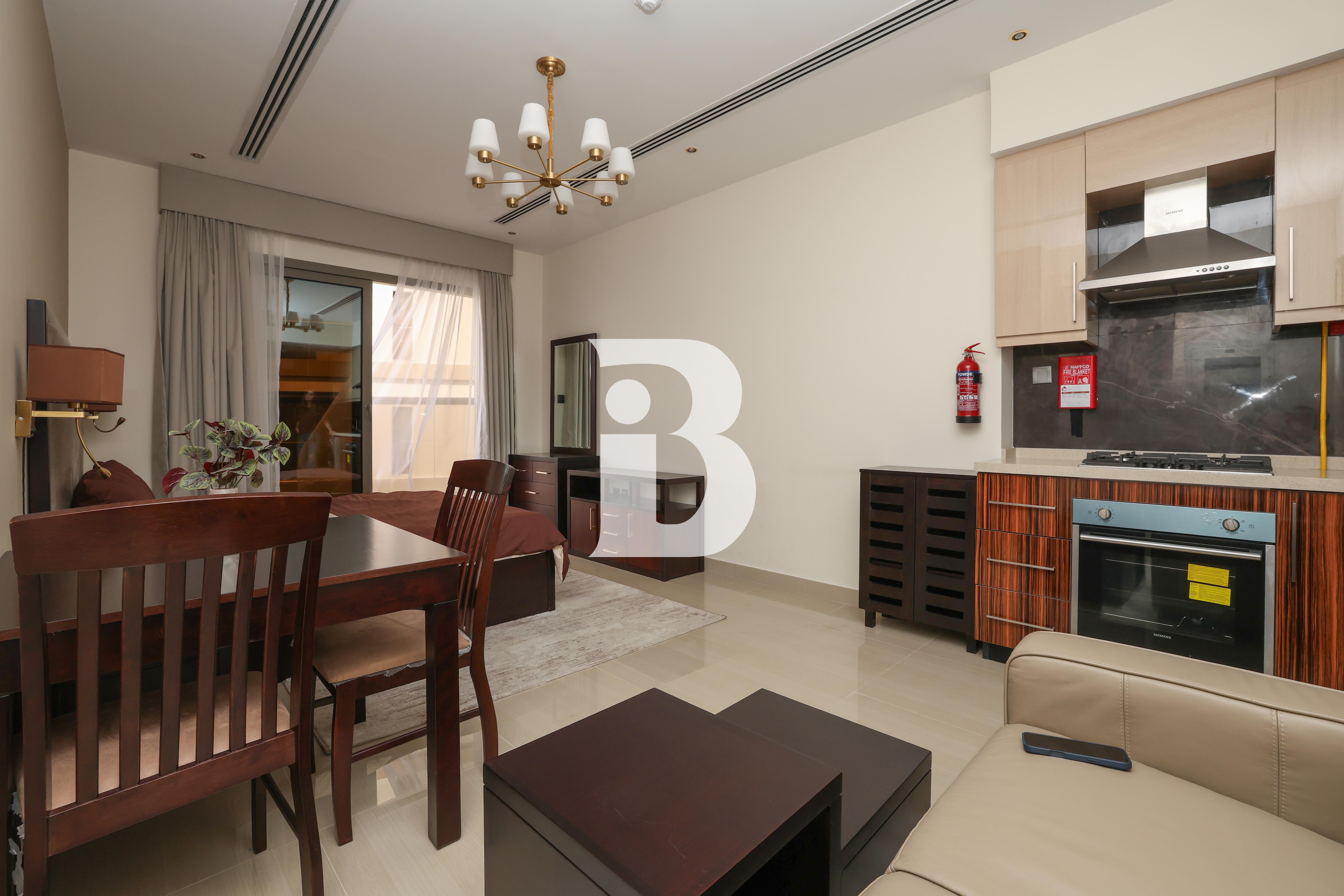 FURNISHED I SPACIOUS I BURJ KHALIFA VIEW