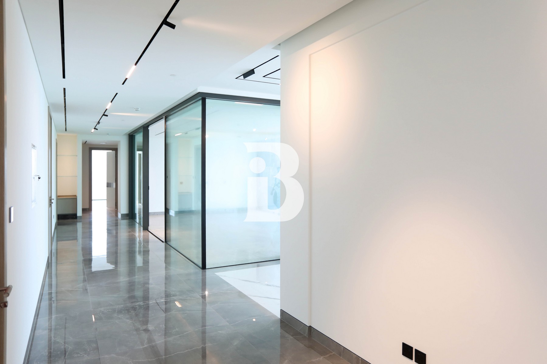 Luxury 4BR | S Tower | Sea, Palm and SZR Views