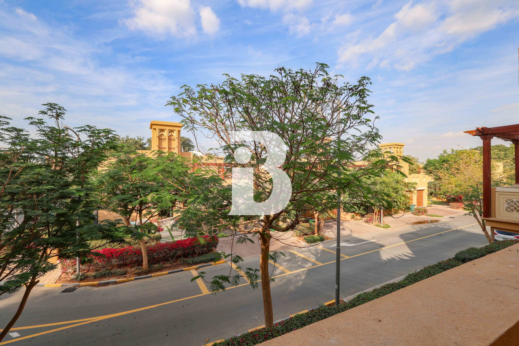 Massive 6 Bedroom Independent Villa | Exclusive 