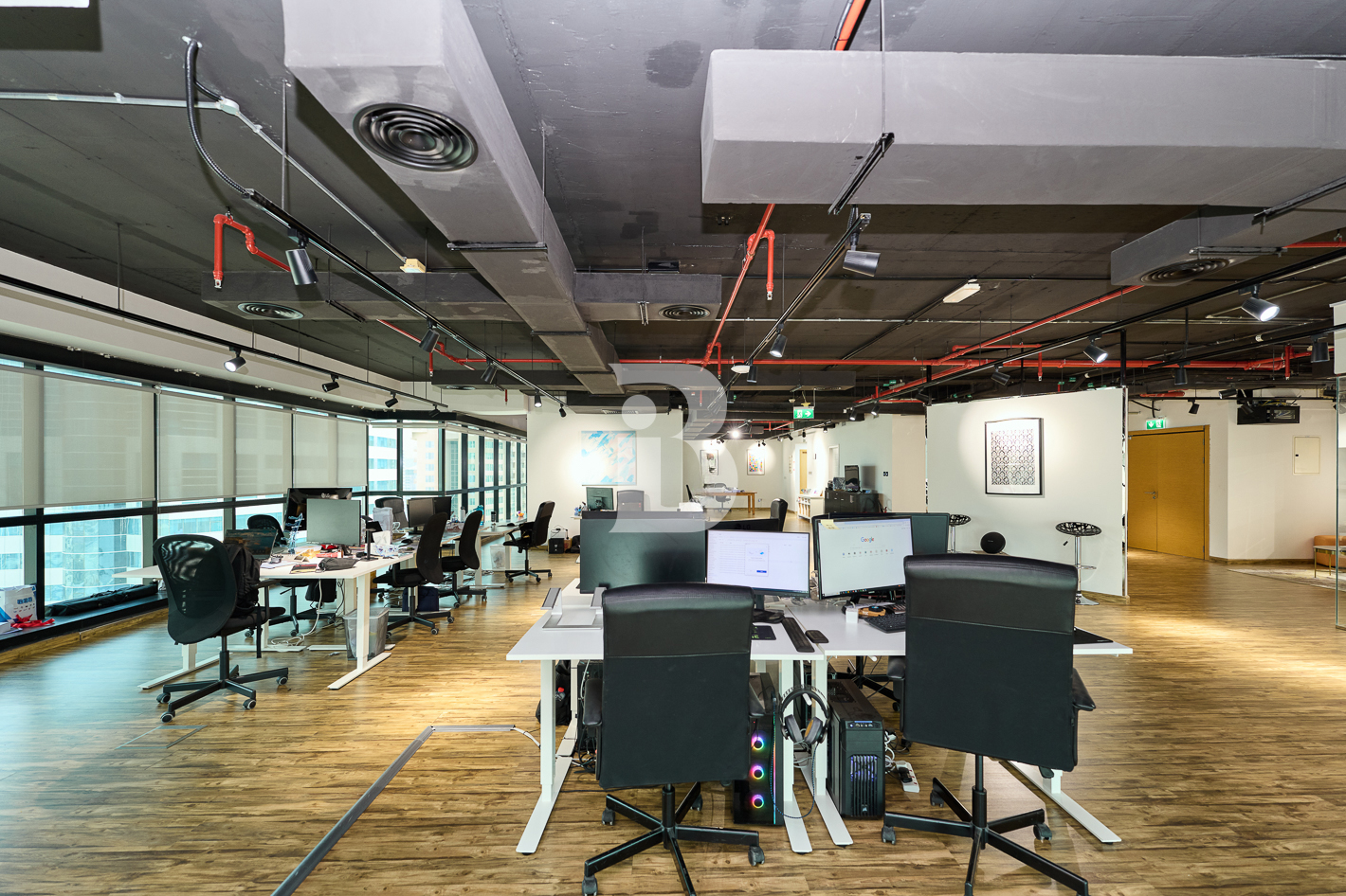 Spacious and Furnished Office | JBC 4