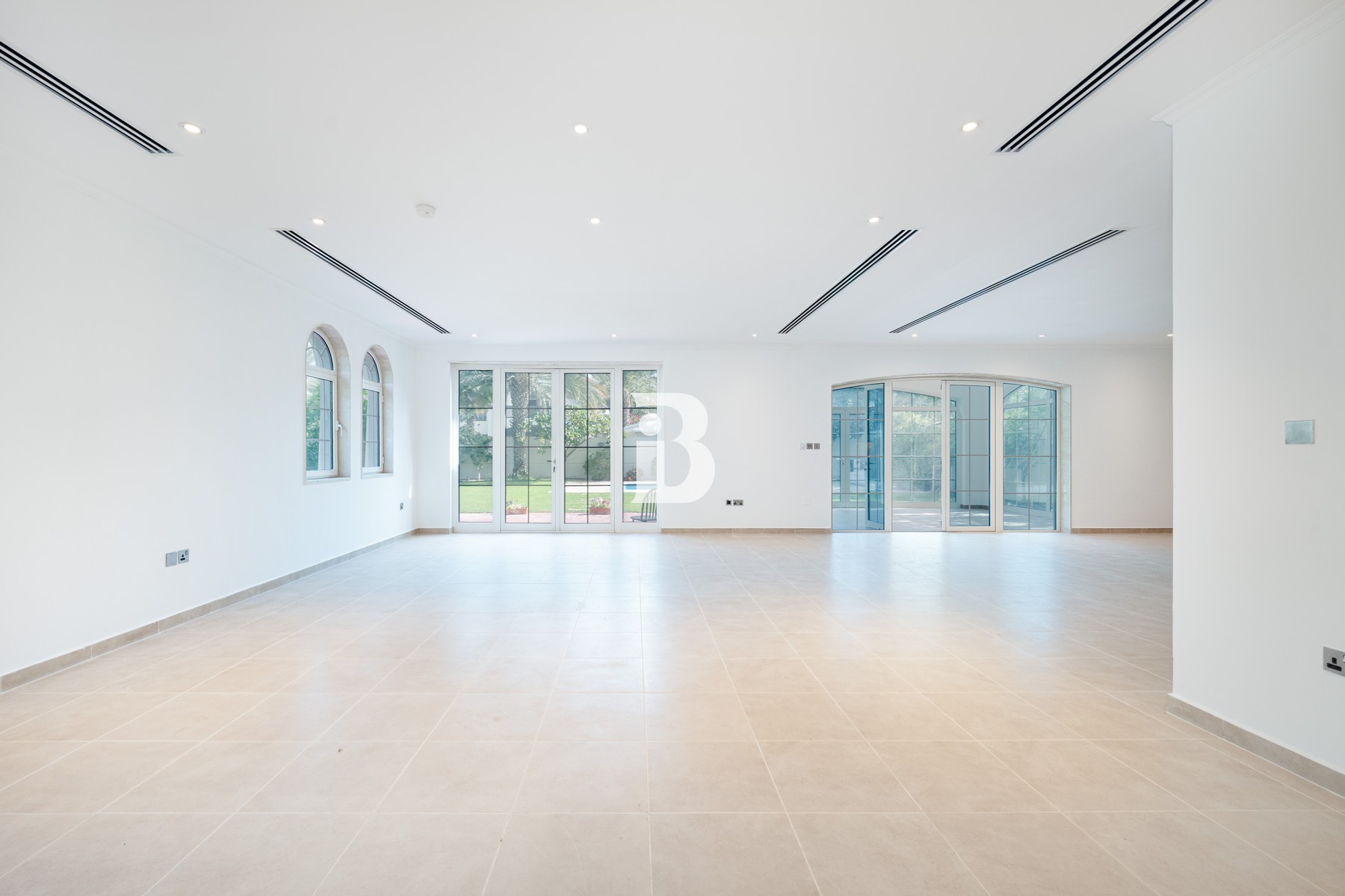 Rare corner plot | Extended loggia | Best vastu