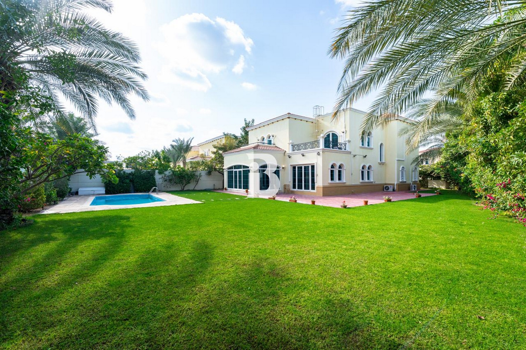 Rare corner plot | Extended loggia | Best vastu