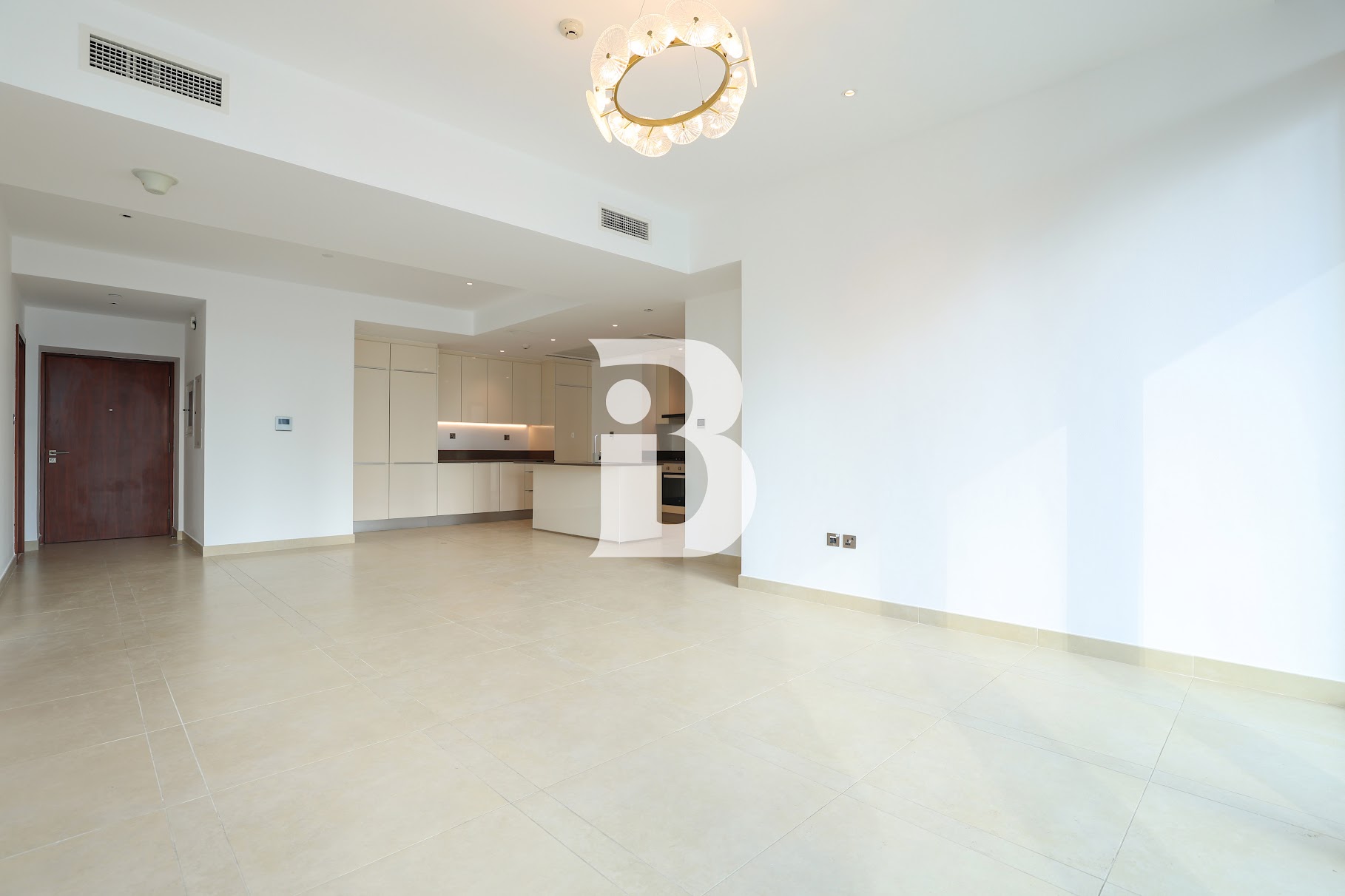 Ready to Move In | Spacious | Canal Views