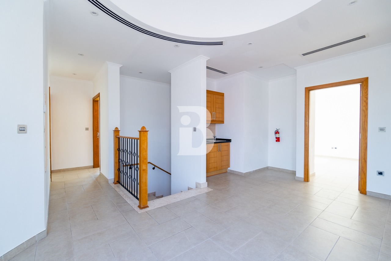 Single Row | 5BR Villa | Pool | Vastu