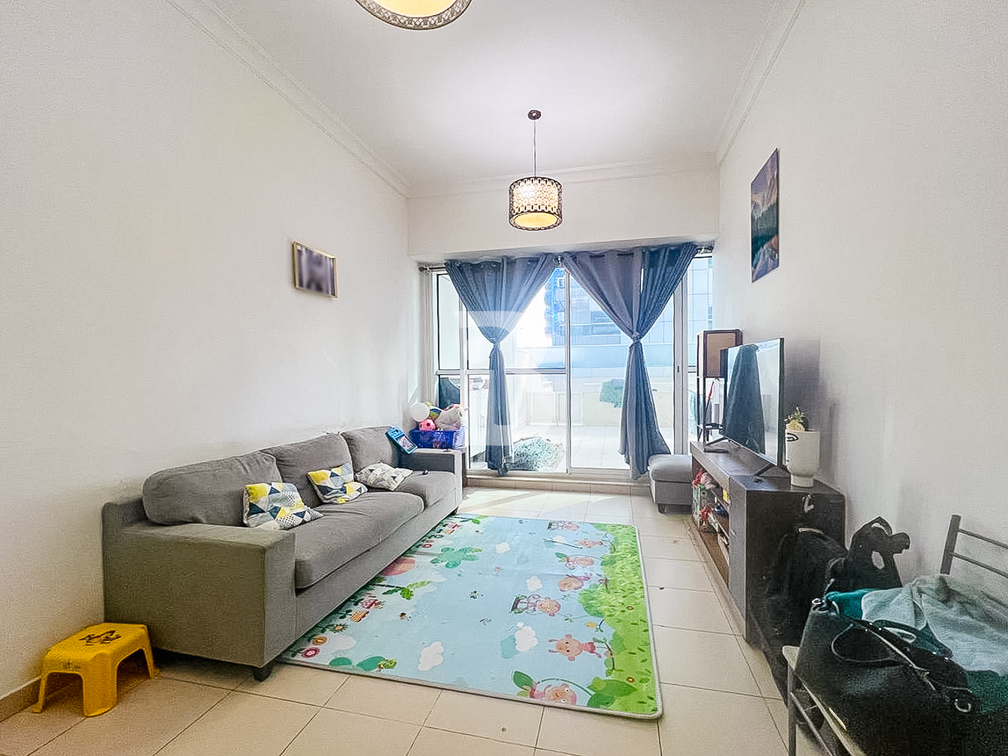 Unfurnished Unit | Spacious | Prime Location