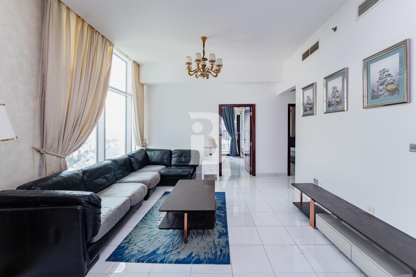 Elegant Vacant |Furnished |Investment  Explore 