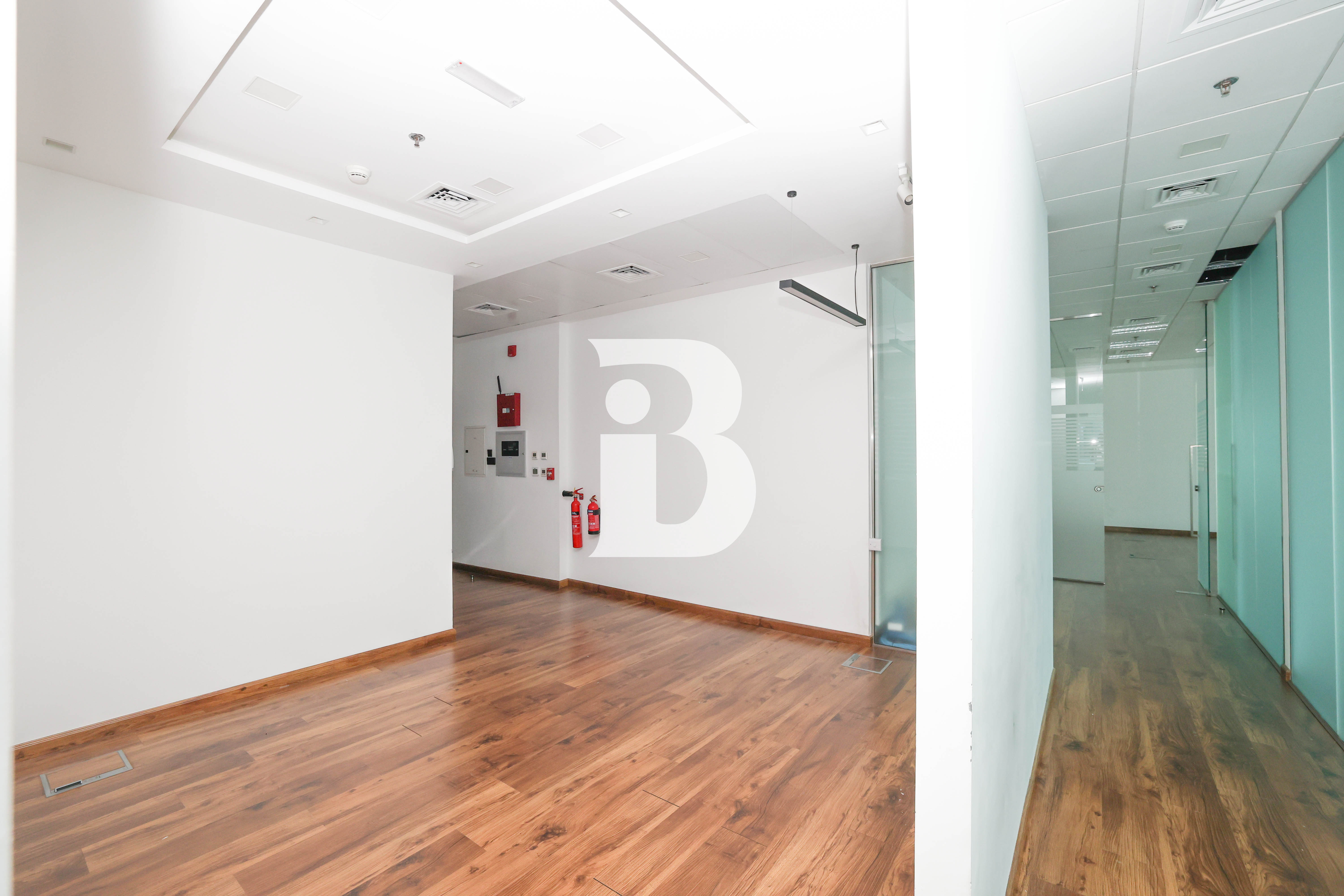 Ready To Move | 6 Parking | Corner Office