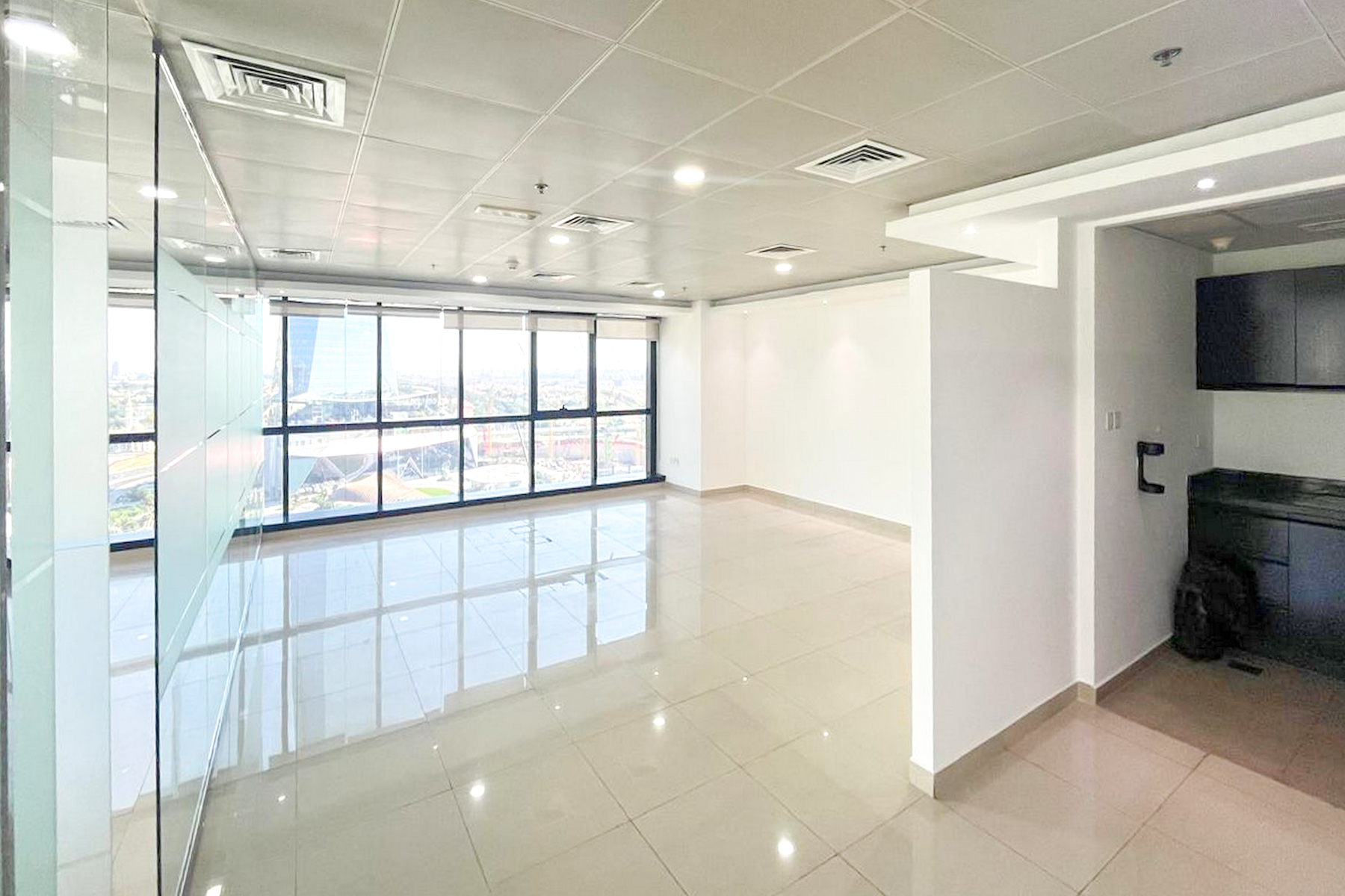 Stunning View | Vacant | For Rent