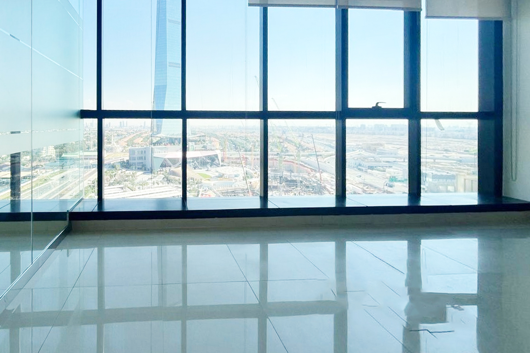 Stunning View | Vacant | For Rent