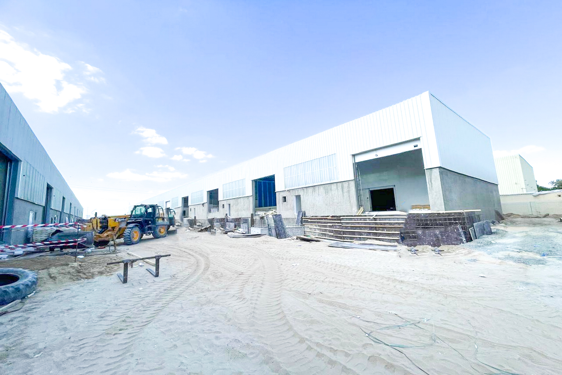 Brand New l Cold Storage and Offices l Best Deal