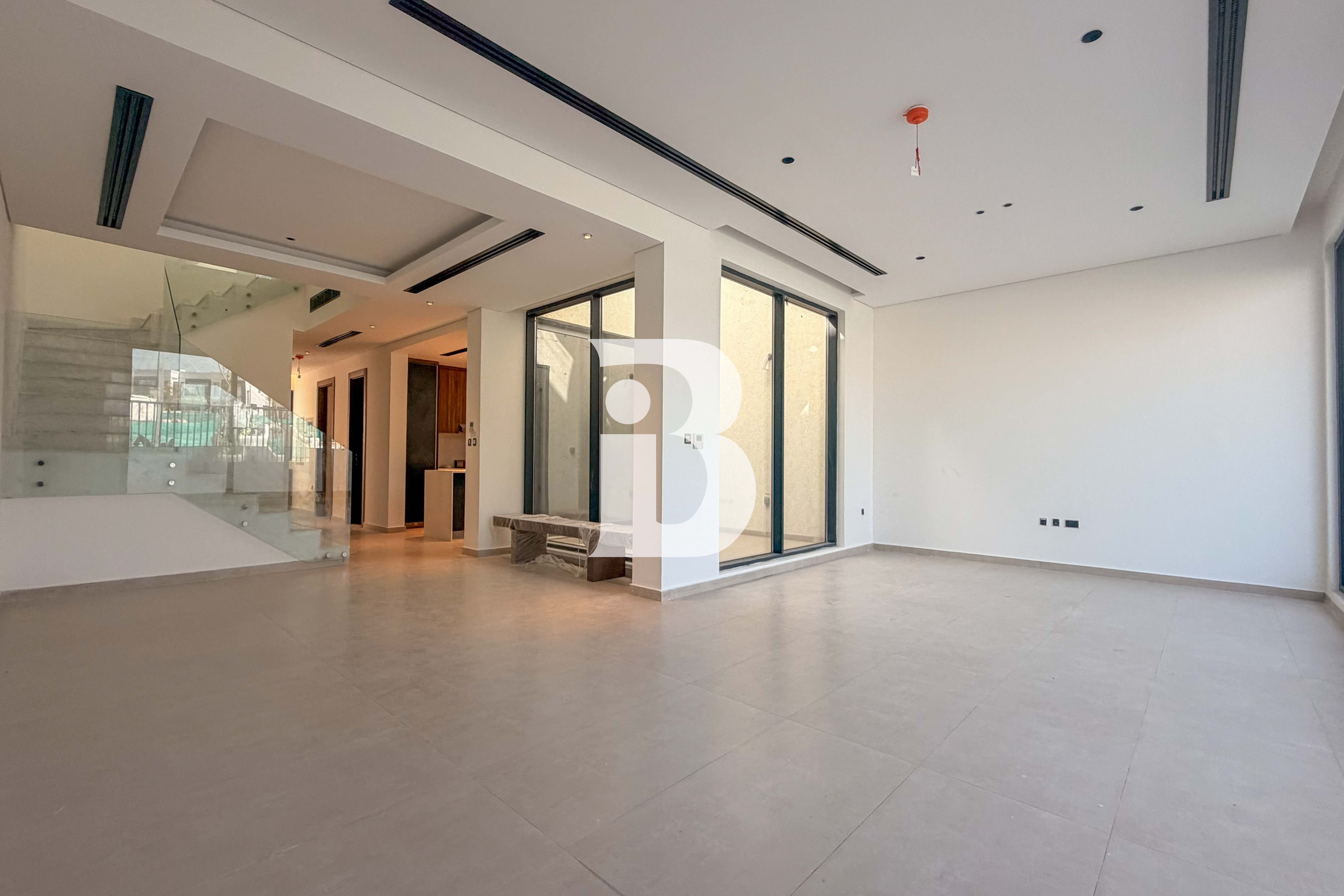 Park-Backing | Over 3,000 sf | Rooftop