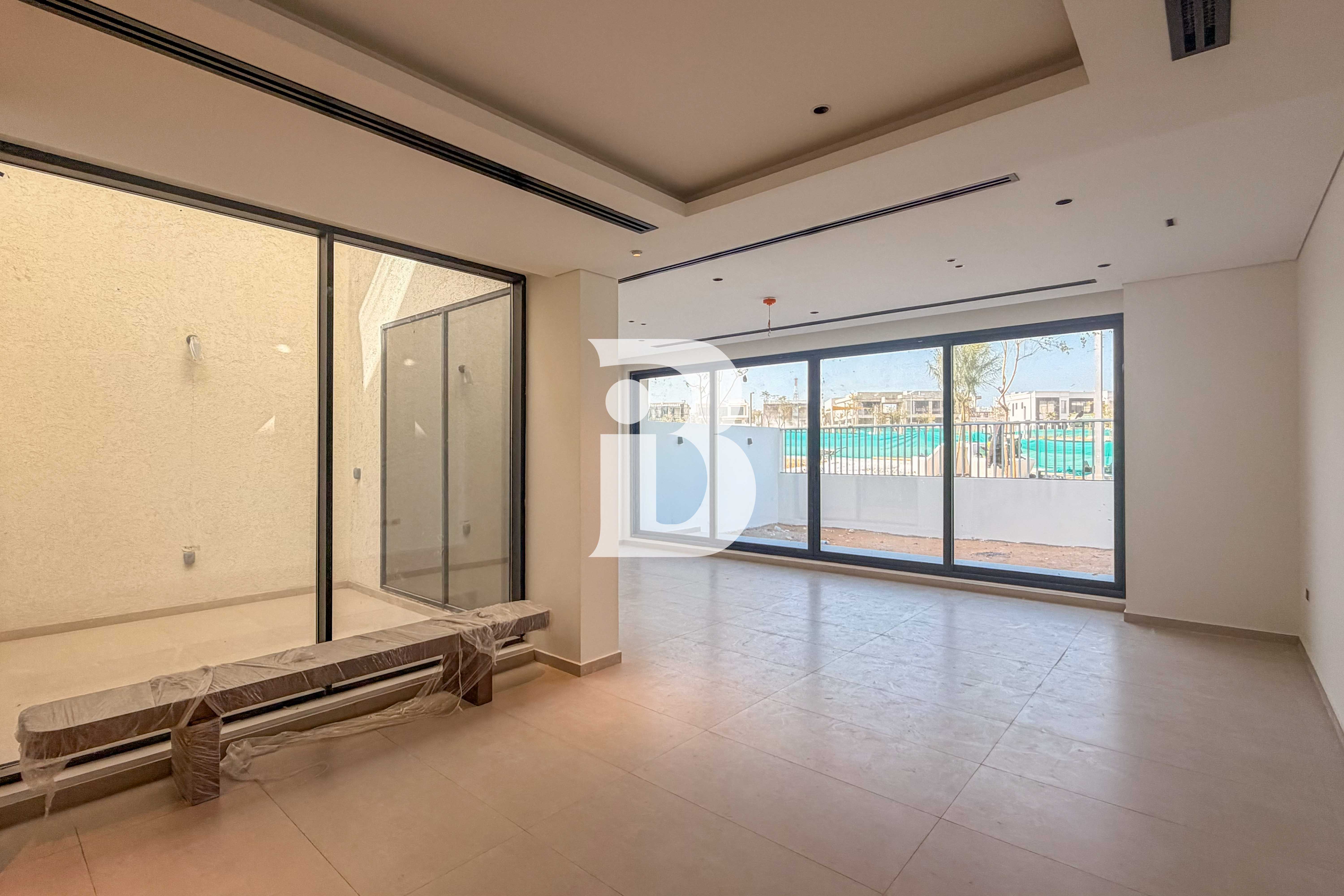 Park-Backing | Over 3,000 sf | Rooftop