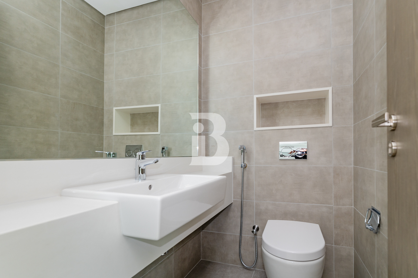 LAGOON VIEW I VACANT I UNFURNISHED | 1 BR