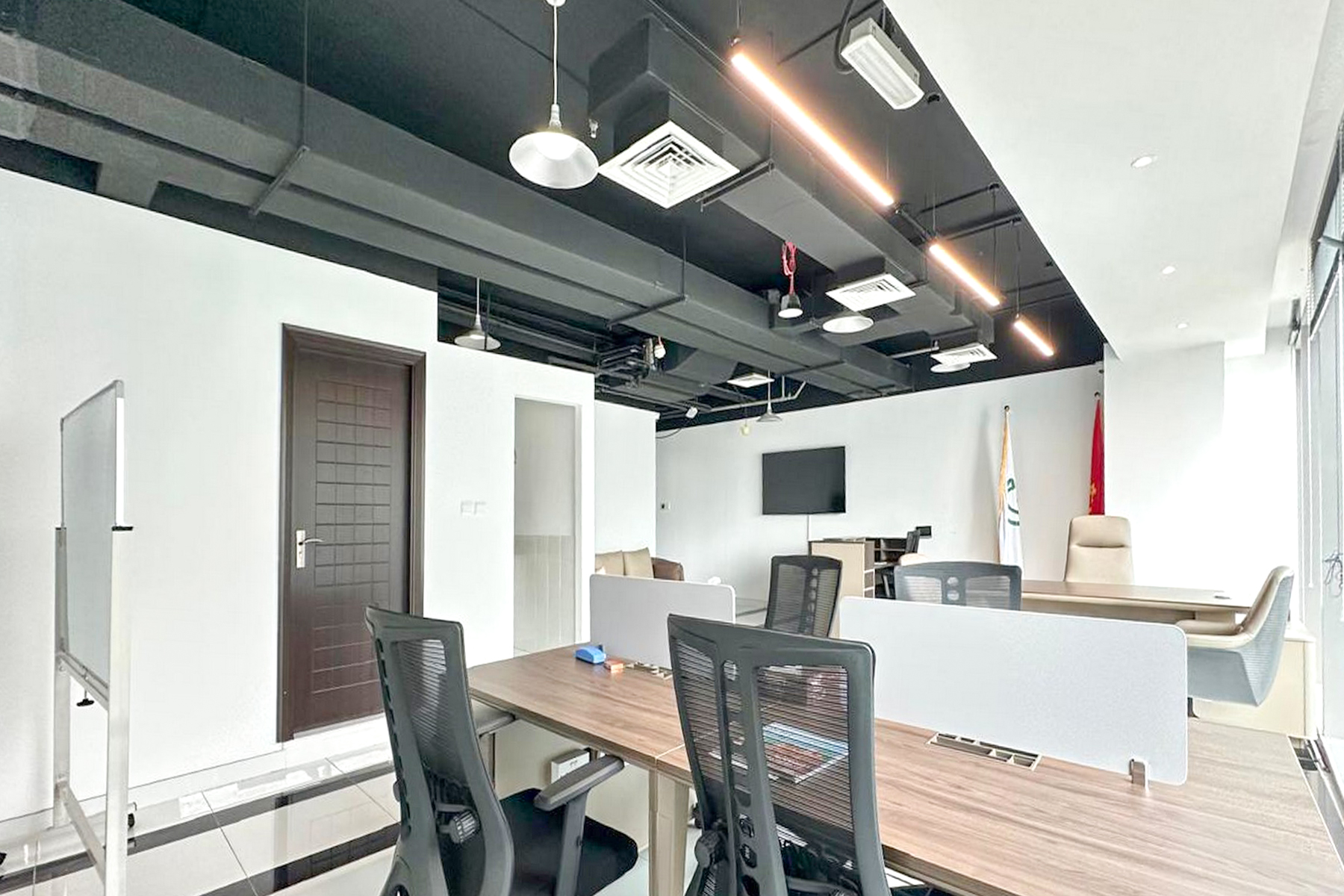 PREMIUM FURNITURE | CANAL VIEW | HIGH FLOOR