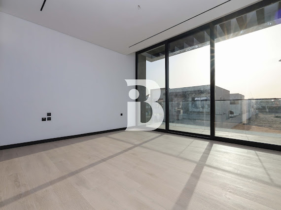 Brand new| Premium finishes | Backing Park