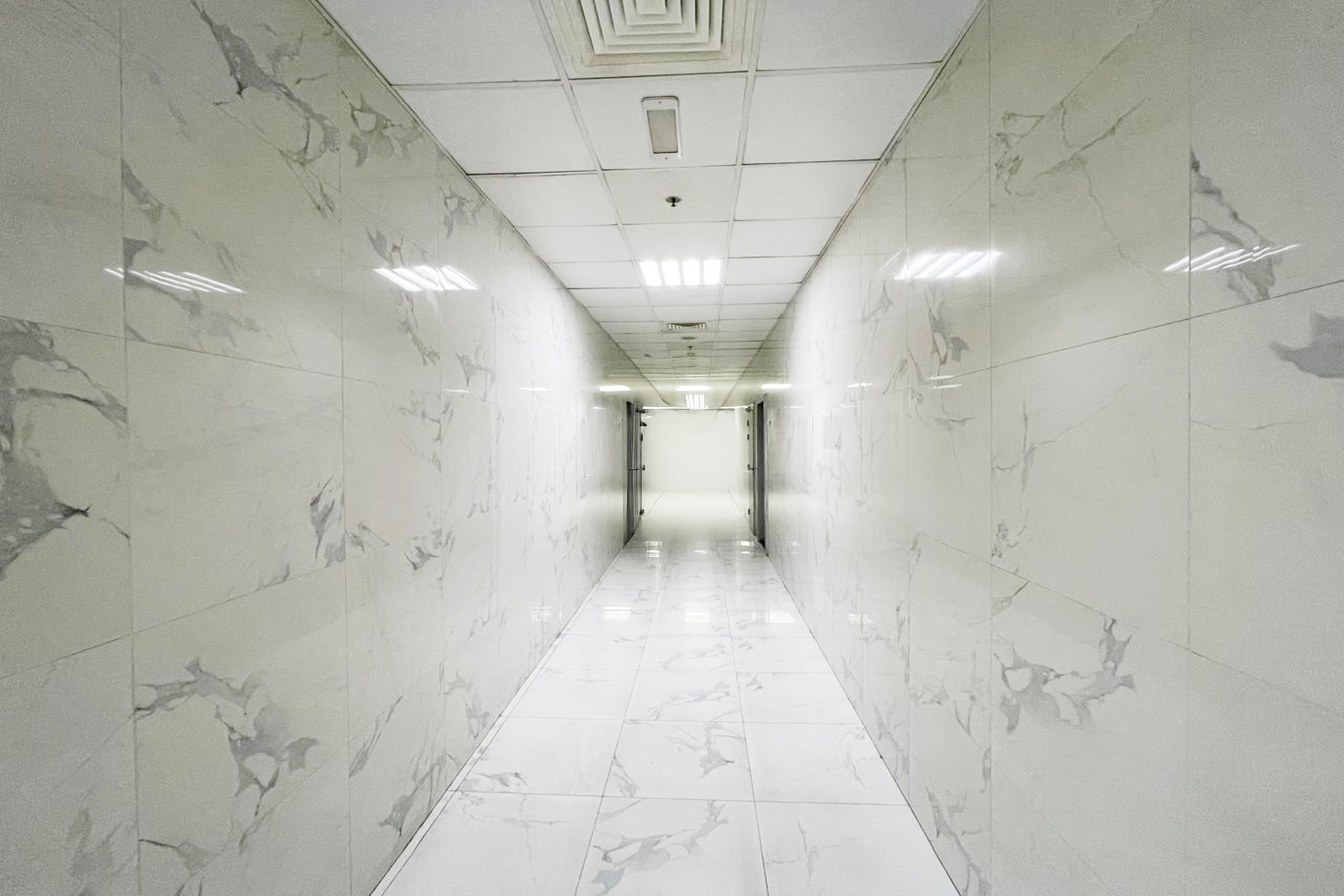 Labor Camp I Ready to Move I All Inclusive