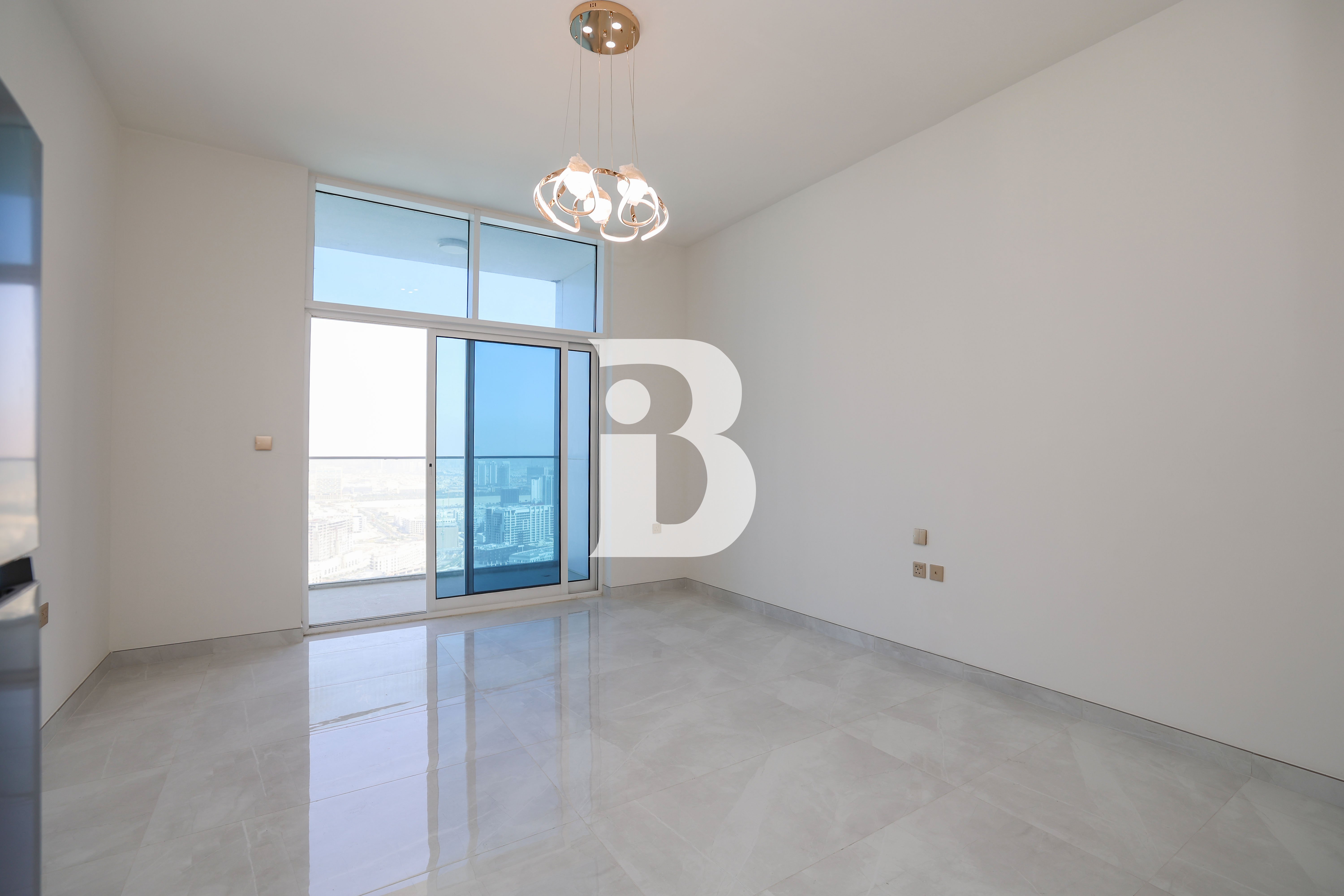 Skyz | Arjan | Rent-Studio | High Floor