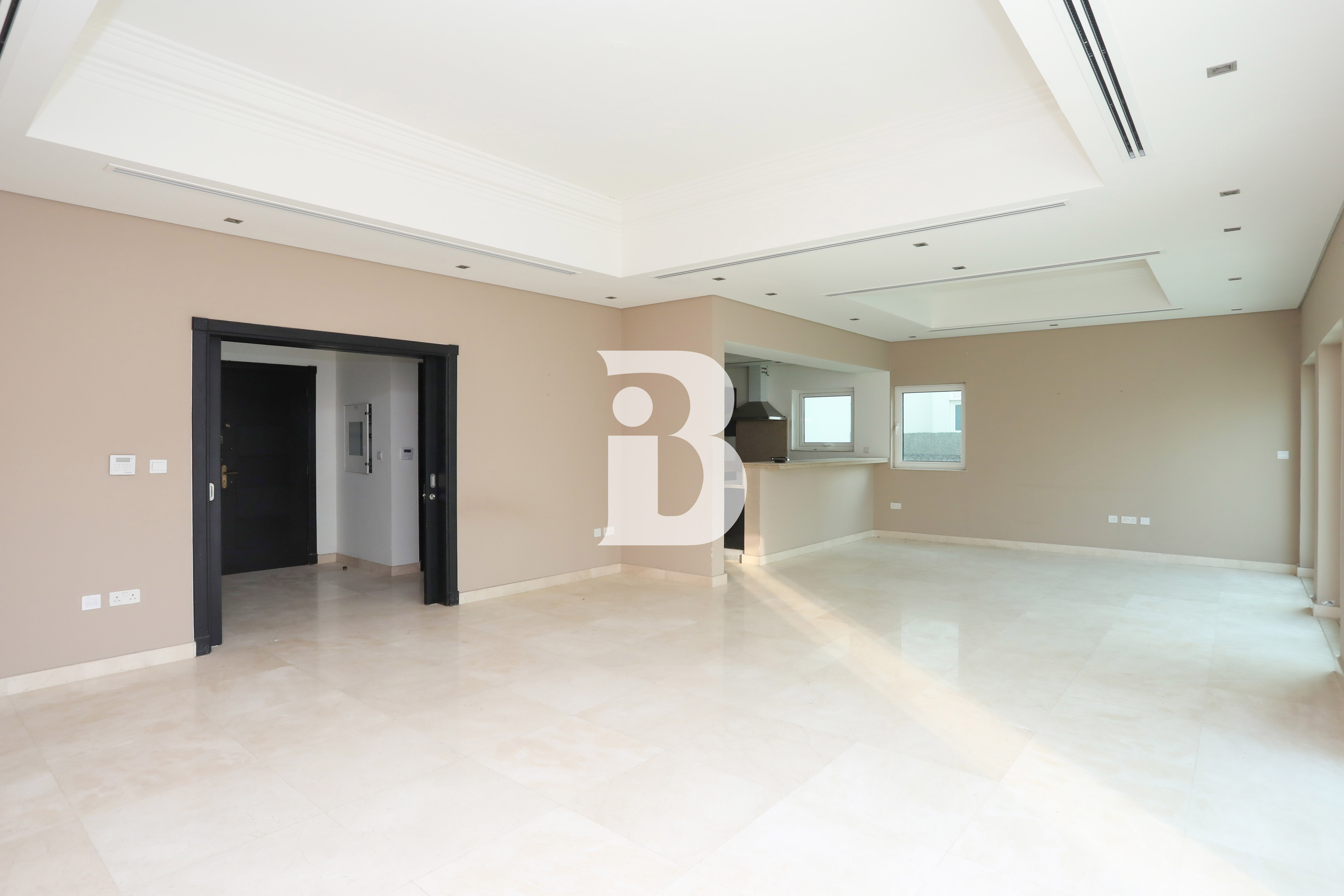 Exclusive | Corner | Pool | Internal