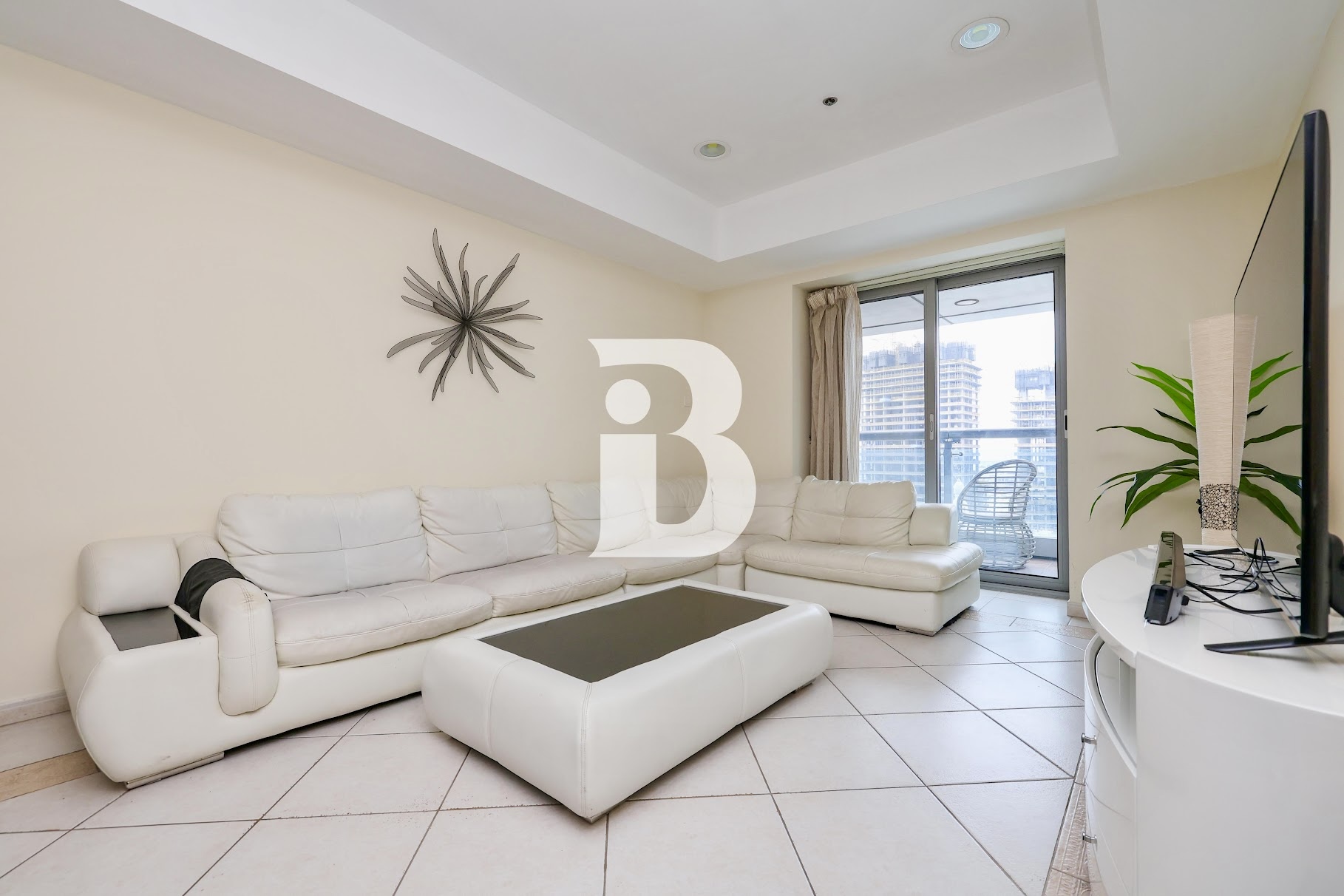 Bright | Fully Furnished | Vacant