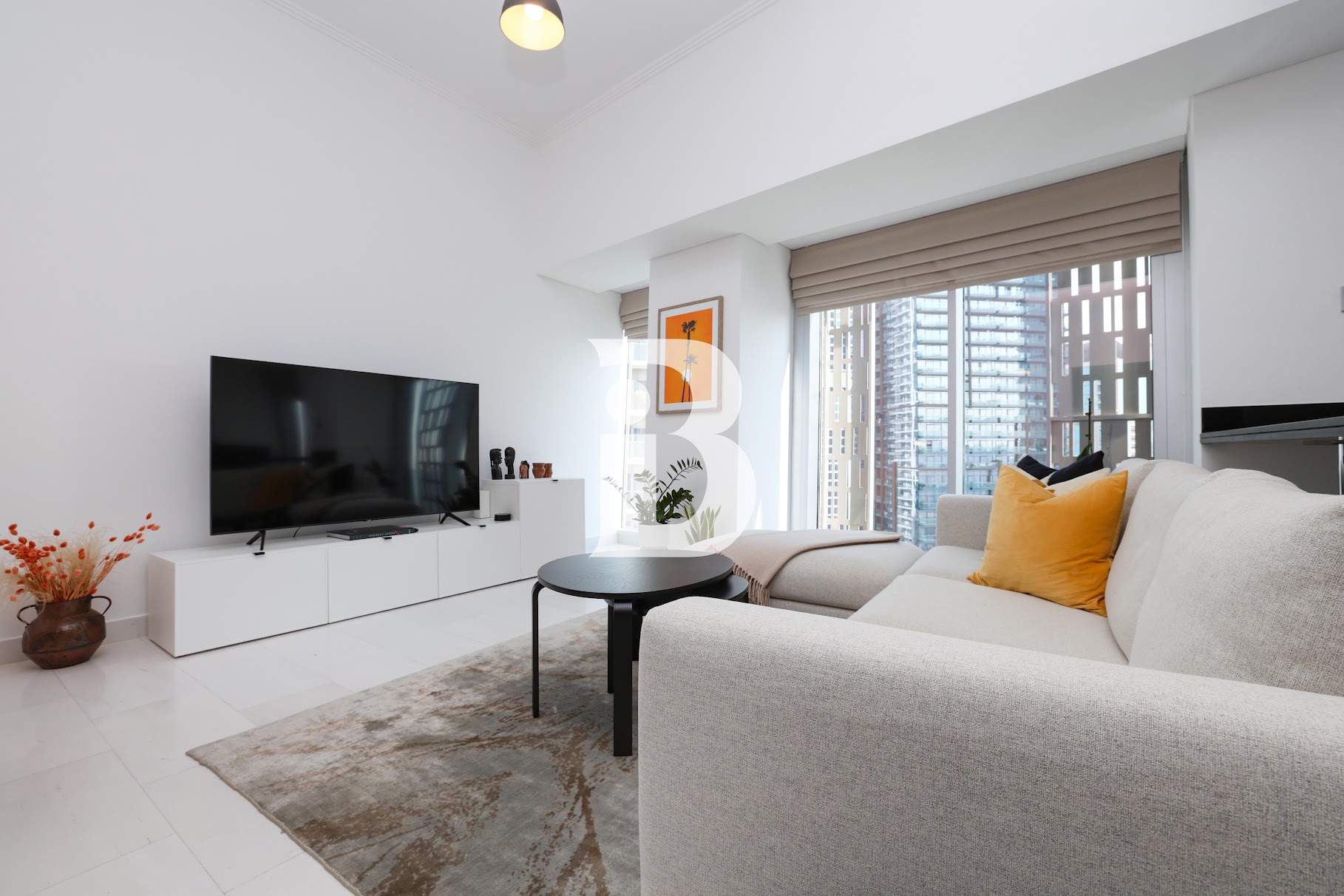 Stunning Sea Views | Bright and Huge Apt | Vacant