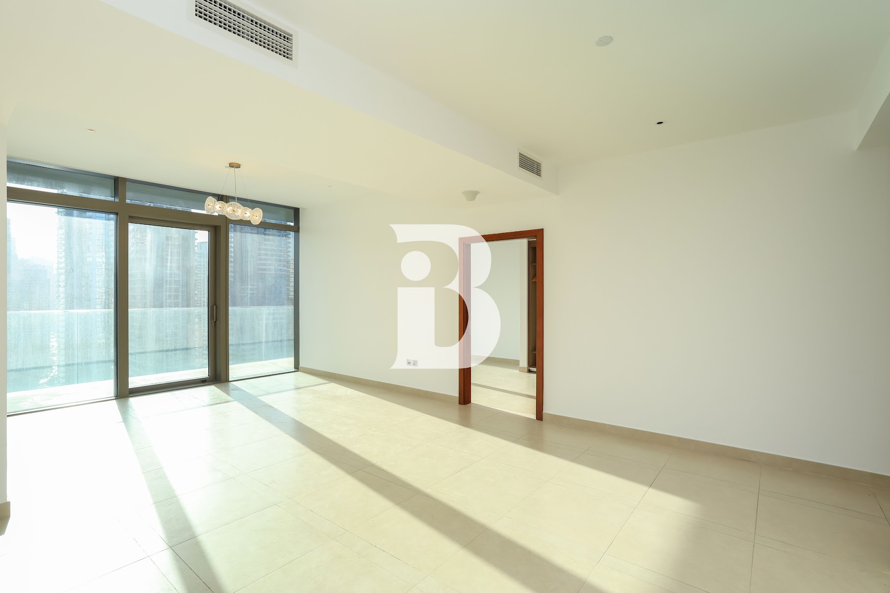 Canal Views | Spacious | Vacant