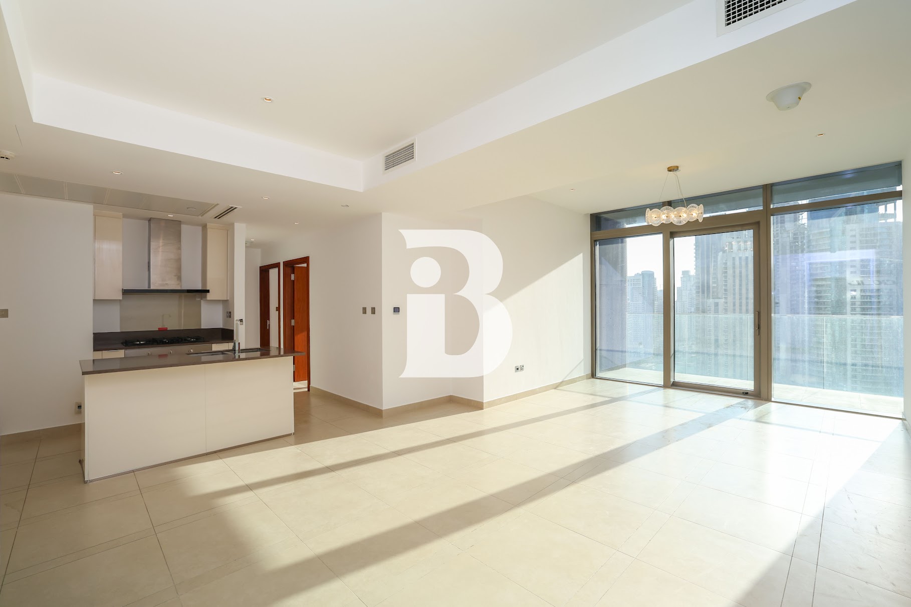 Canal Views | Spacious | Vacant