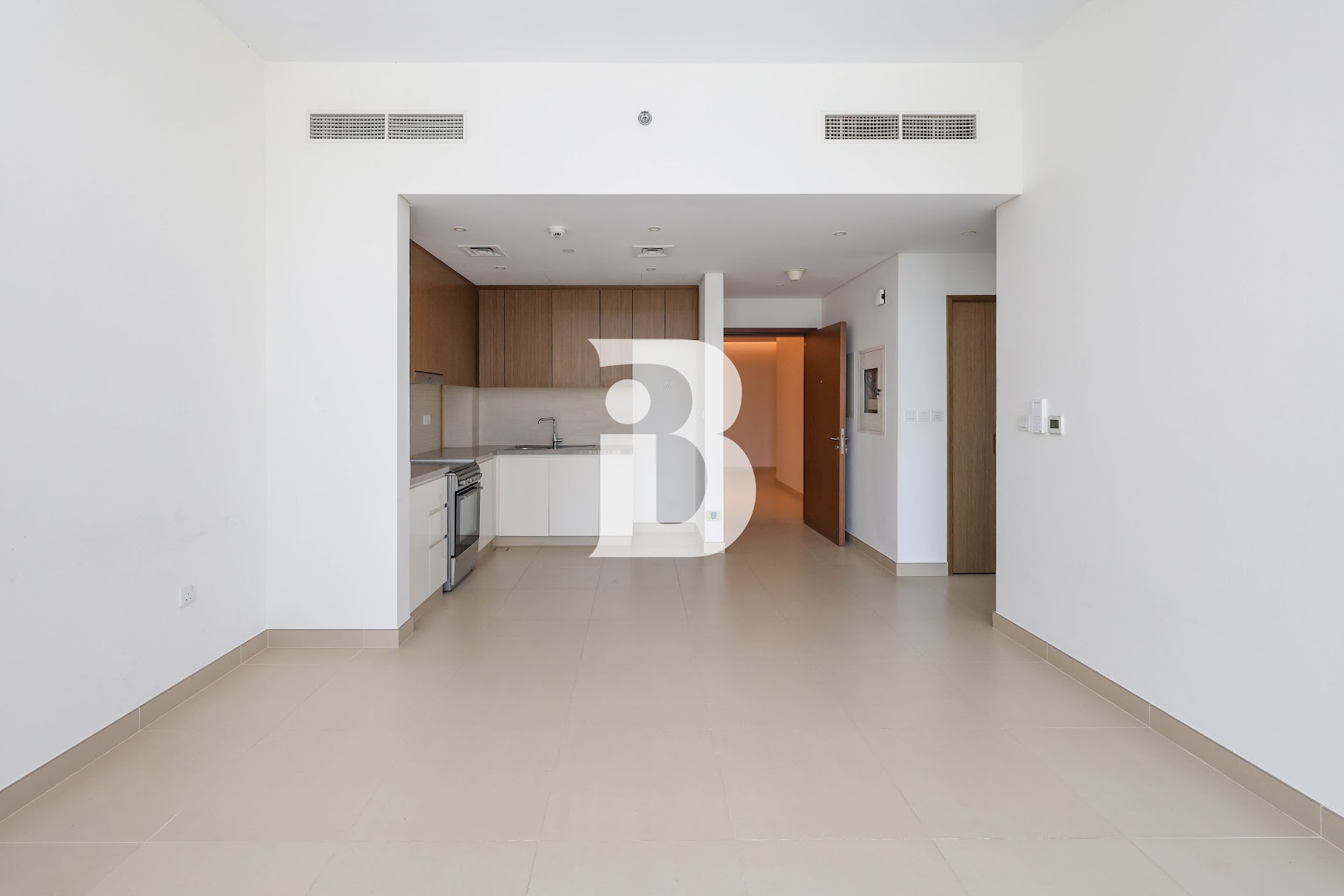 Canal Views | Spacious | Vacant